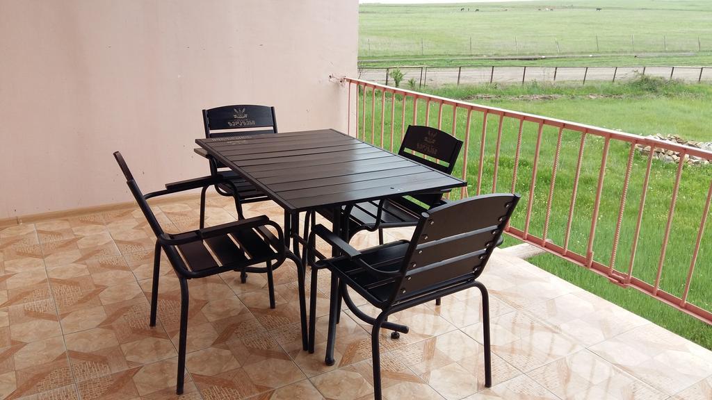 Udabno Guesthouse Gareji מראה חיצוני תמונה